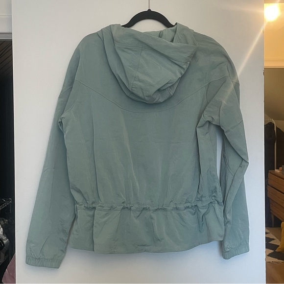Lululemon Ready to Go Jacket - Picture 9 of 11